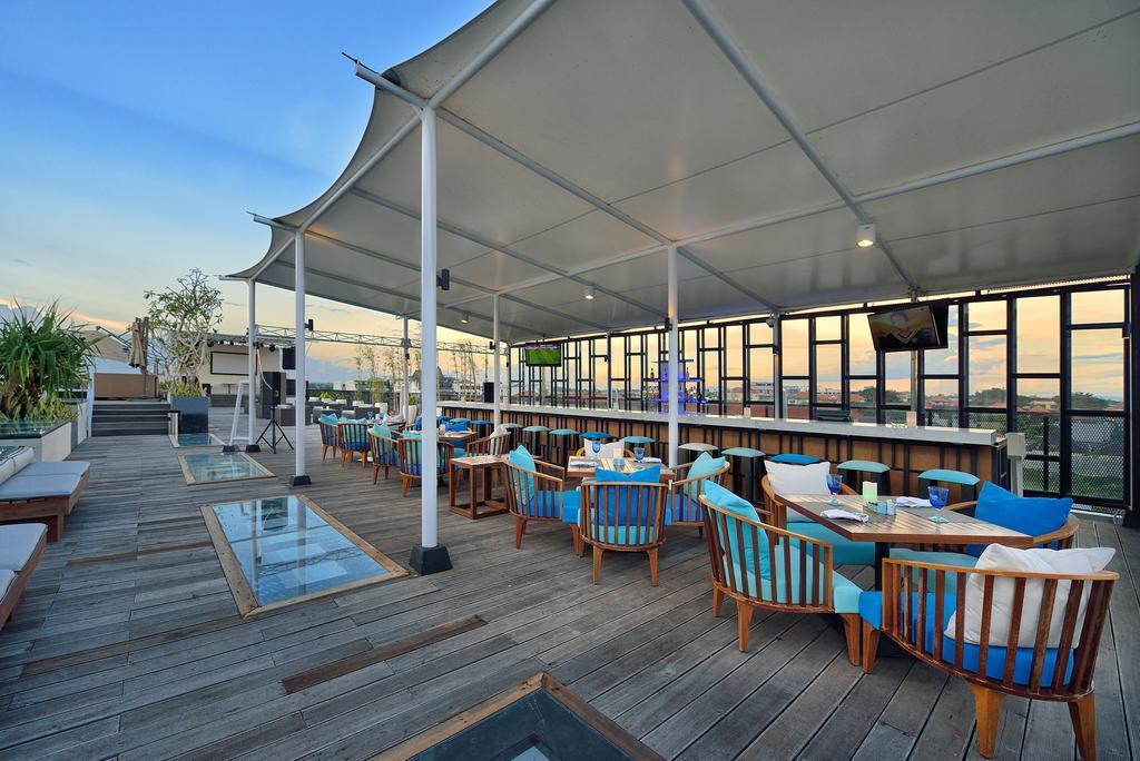 De Vins Sky Hotel Seminyak Екстер'єр фото