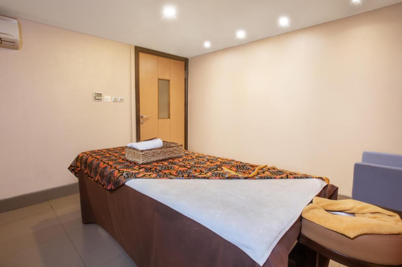 De Vins Sky Hotel Seminyak Екстер'єр фото
