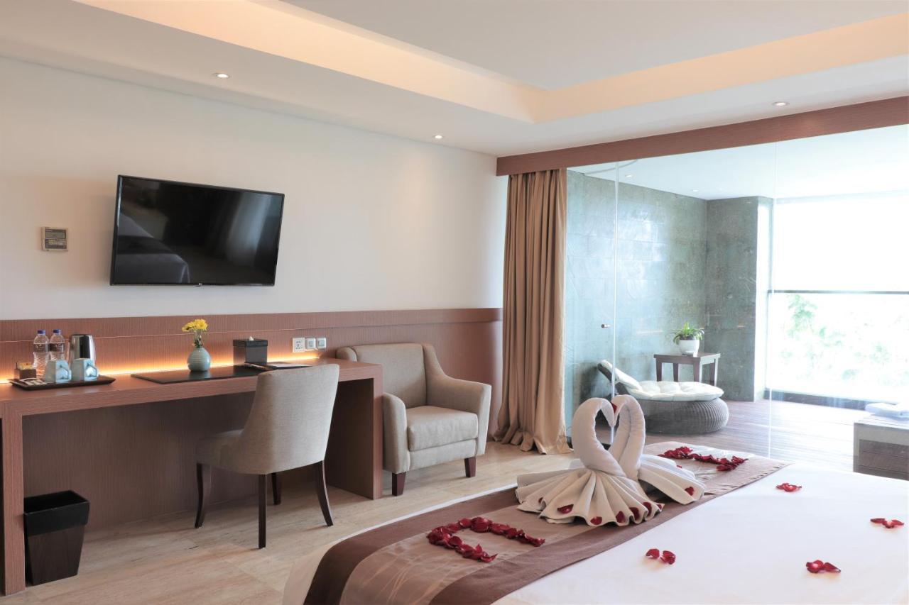 De Vins Sky Hotel Seminyak Екстер'єр фото